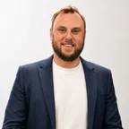Leo Simpson, founder of Straight Up Stays